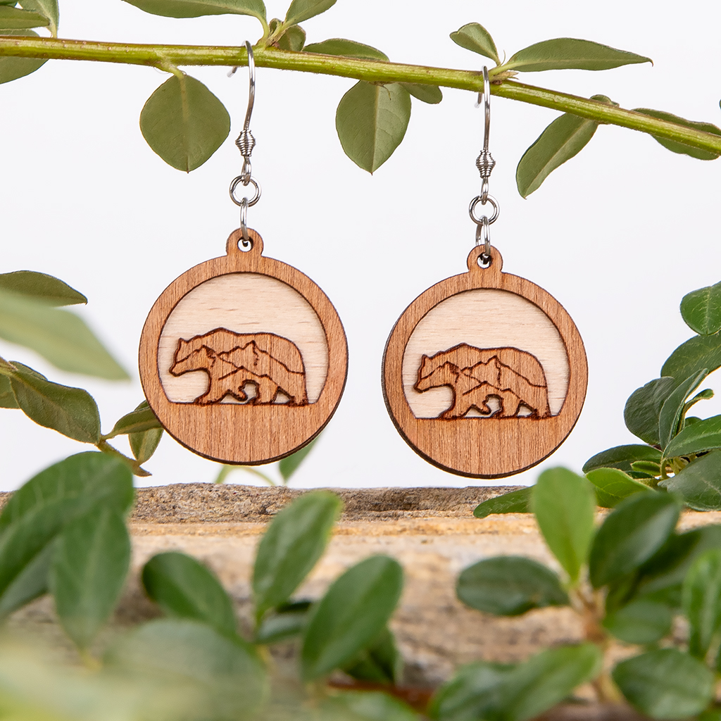 Dřevěné náušnice HOORAY - Orso Dřevěné náušnice HOORAY - Orso